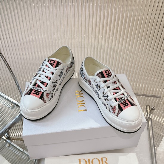 Walk n Dior Platform Sneaker