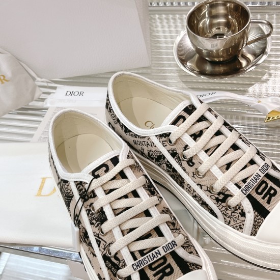 Walk n Dior Platform Sneaker