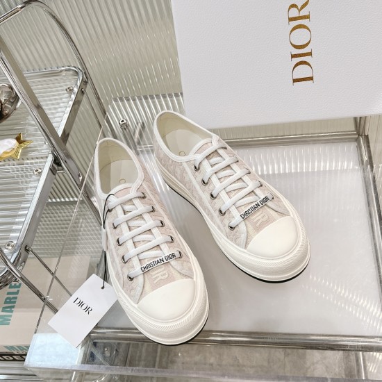 Walk n Dior Platform Sneaker