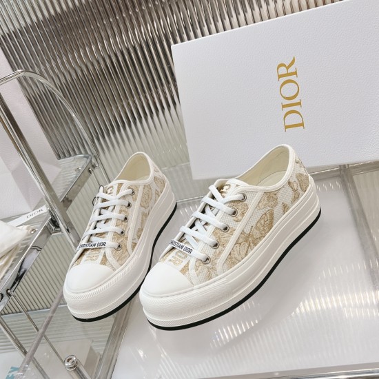 Walk n Dior Platform Sneaker