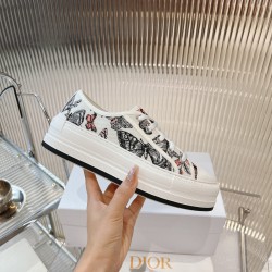 Walk n Dior Platform Sneaker