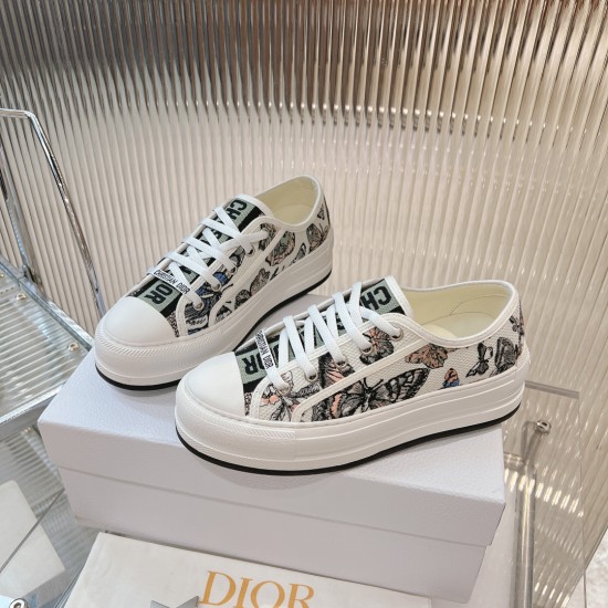 Walk n Dior Platform Sneaker