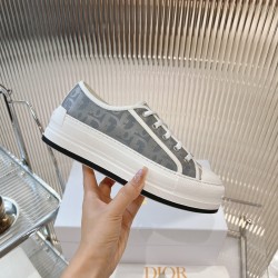 Walk n Dior Platform Sneaker