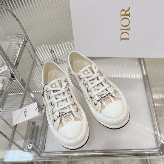 Walk n Dior Platform Sneaker