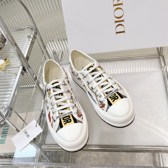 Walk n Dior Platform Sneaker