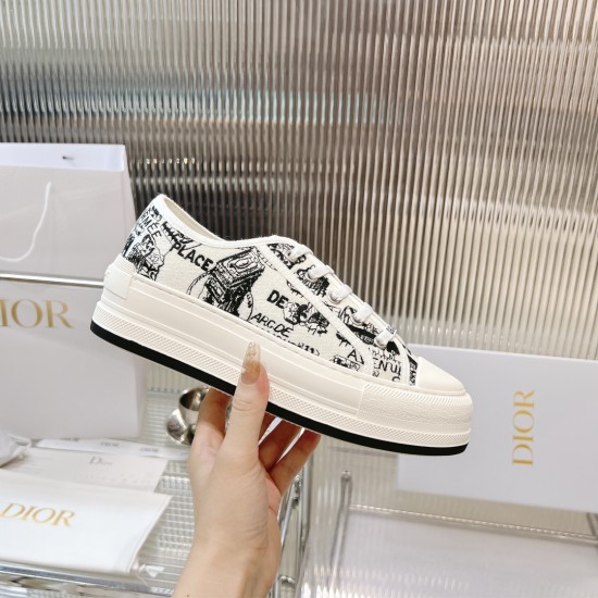 Walk n Dior Platform Sneaker