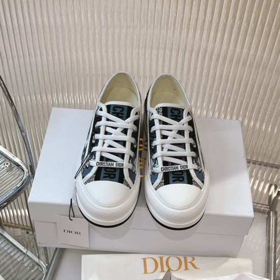 Walk n Dior Platform Sneaker