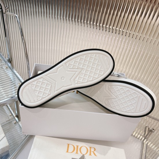 Walk n Dior Platform Sneaker