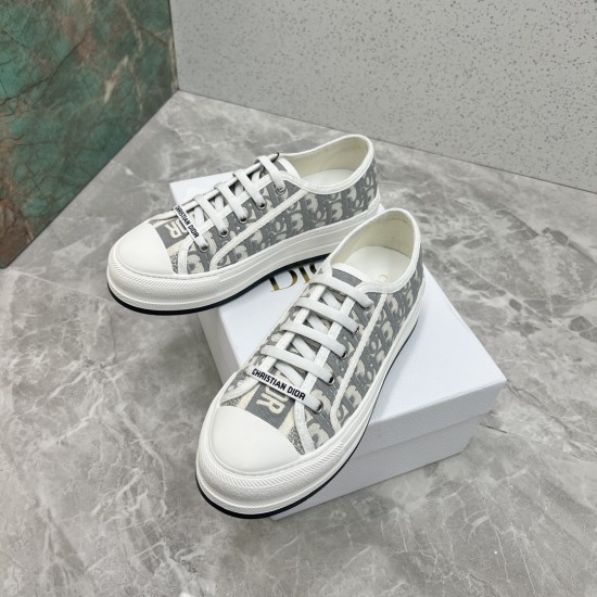 Walk n Dior Platform Sneaker