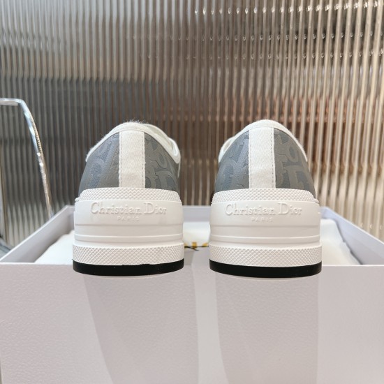 Walk n Dior Platform Sneaker