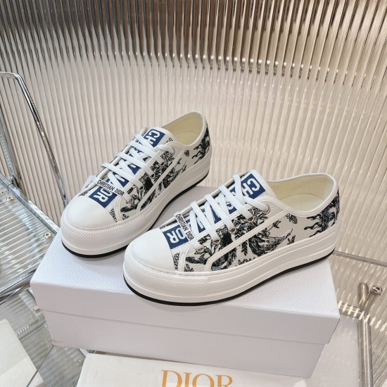 Walk n Dior Platform Sneaker