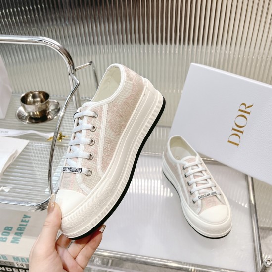 Walk n Dior Platform Sneaker