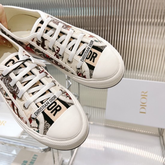 Walk n Dior Platform Sneaker