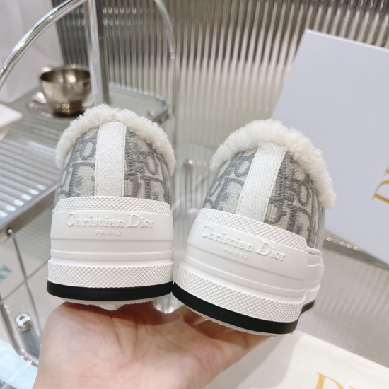 Walk n Dior Platform Sneaker