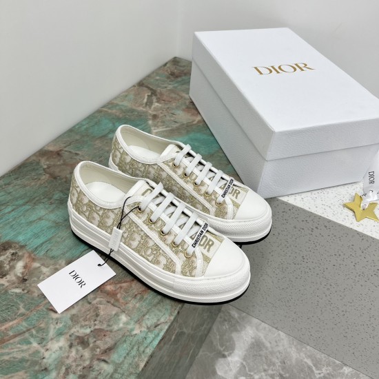 Walk n Dior Platform Sneaker