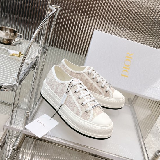 Walk n Dior Platform Sneaker