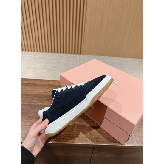 MiuMiu Sneakers