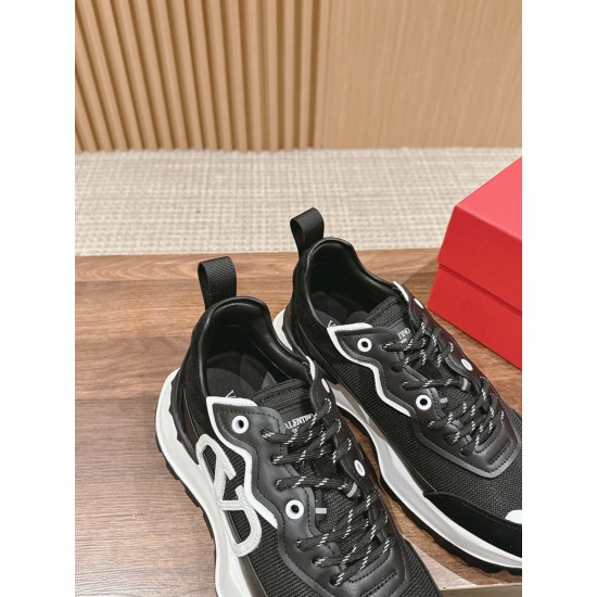 Valentino Sneakers