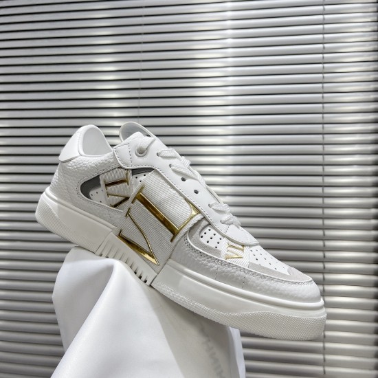 Valentino Sneakers