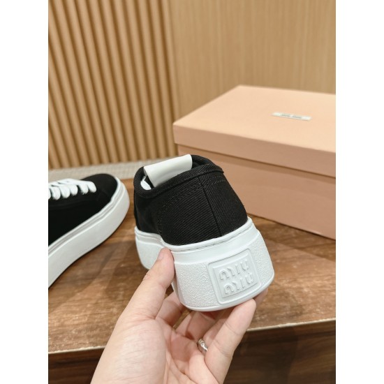 MiuMiu Sneakers