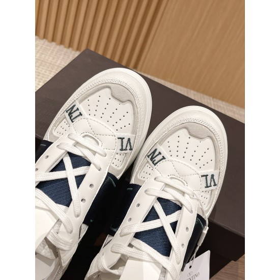 Valentino Sneakers