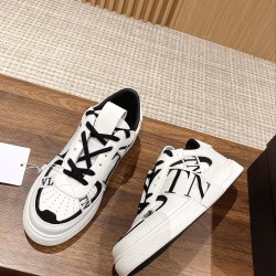 Valentino Sneakers