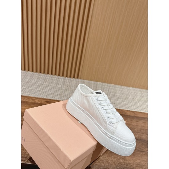 MiuMiu Sneakers