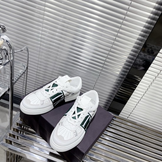 Valentino Sneakers