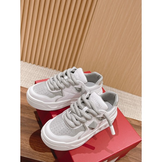 Valentino Sneakers