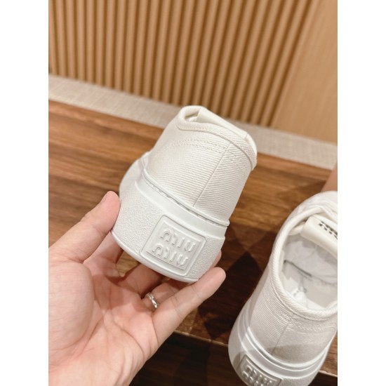 MiuMiu Sneakers