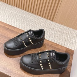 Valentino Sneakers