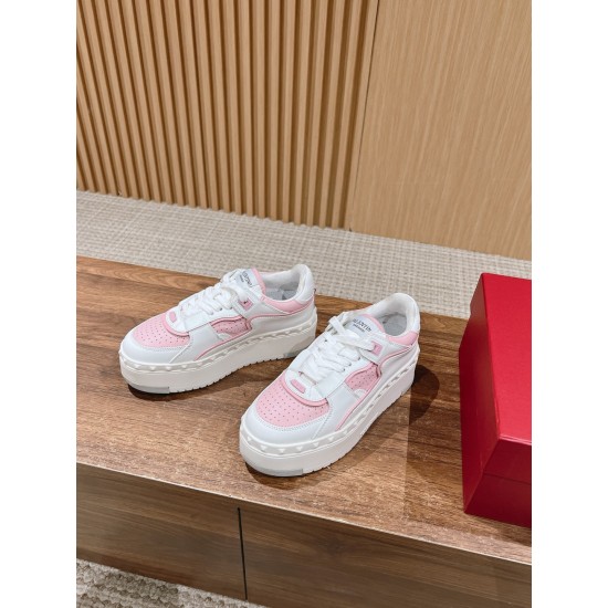 Valentino Sneakers