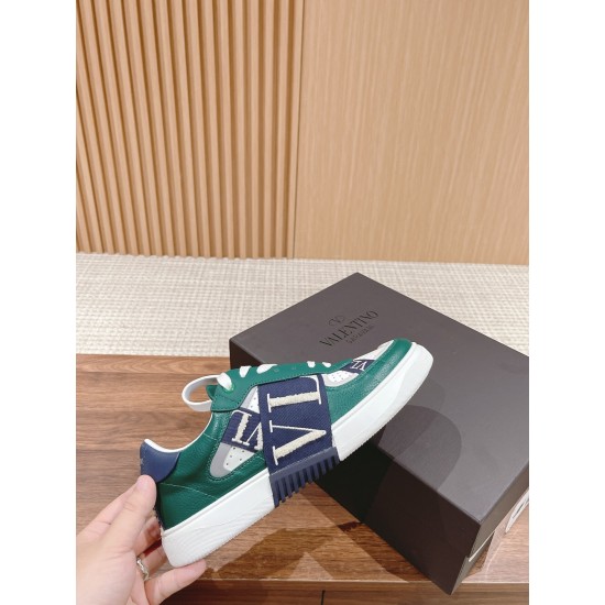 Valentino Sneakers