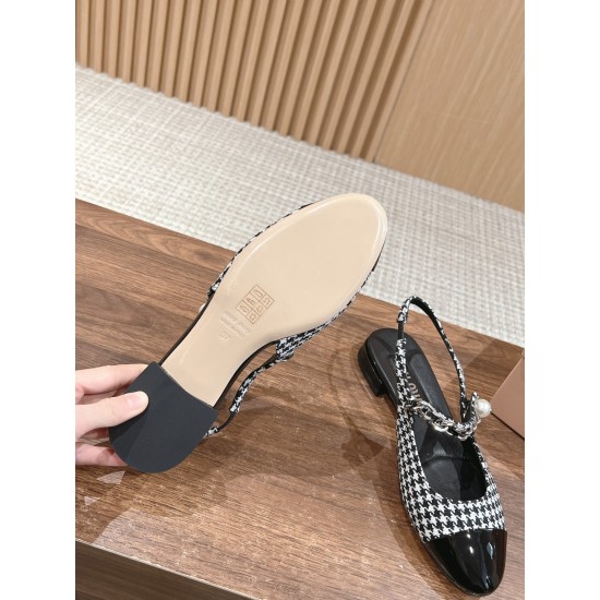 MiuMiu Sandals