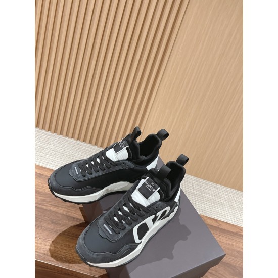 Valentino Sneakers