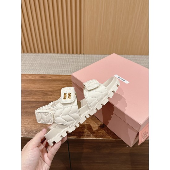 MiuMiu Sandals