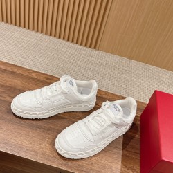 Valentino Sneakers