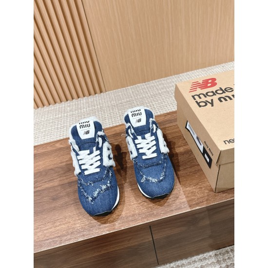 MiuMiu Sneakers