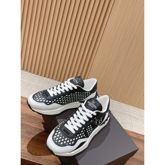 Valentino Sneakers