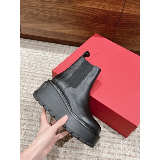 Valentino boots