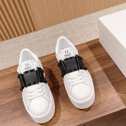 Valentino Sneakers