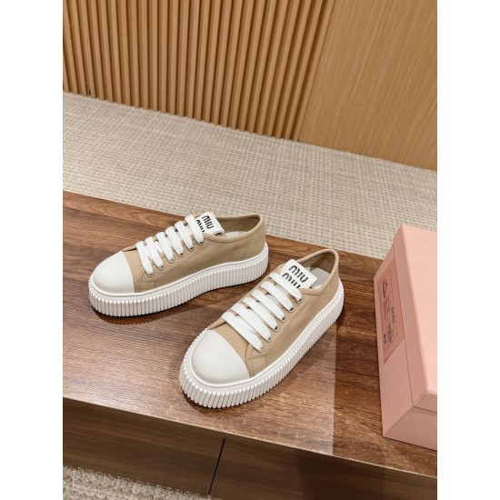 MiuMiu Sneakers