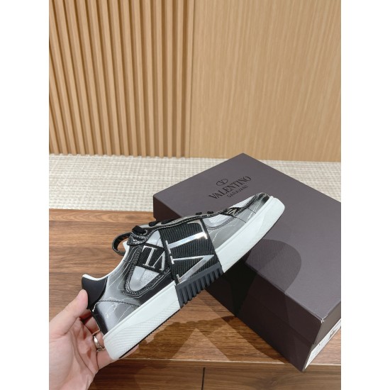 Valentino Sneakers