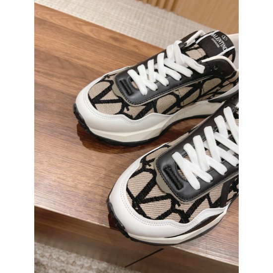 Valentino Sneakers