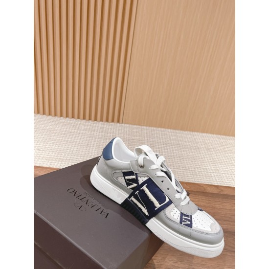 Valentino Sneakers