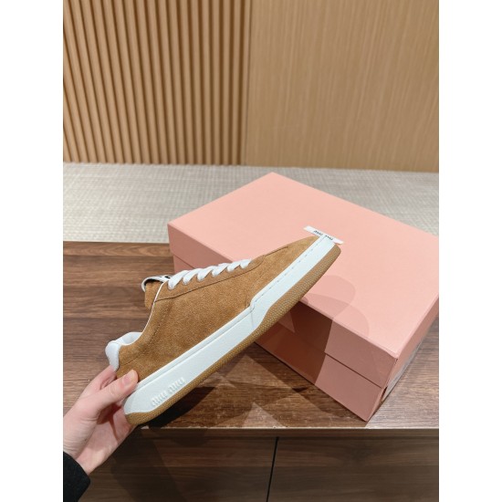 MiuMiu Sneakers