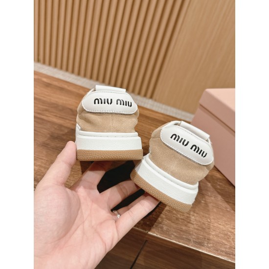 MiuMiu Sneakers