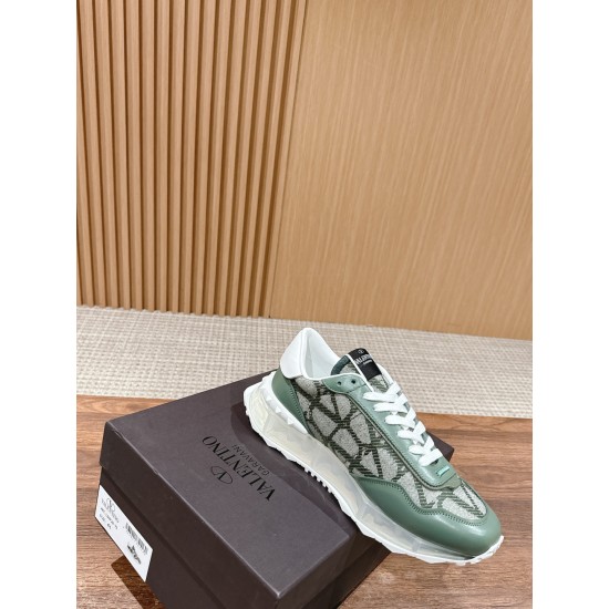 Valentino Sneakers