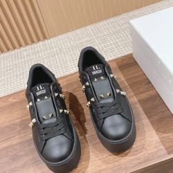 Valentino Sneakers