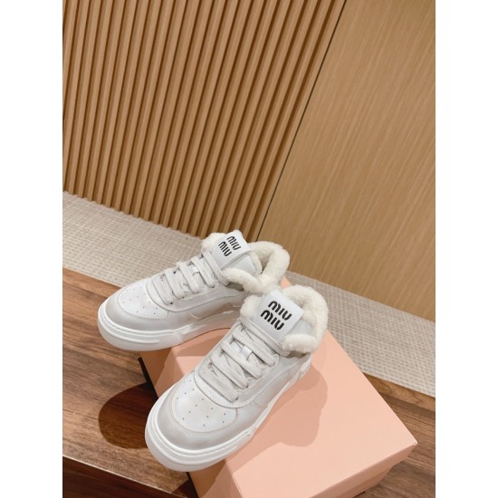 MiuMiu Sneakers